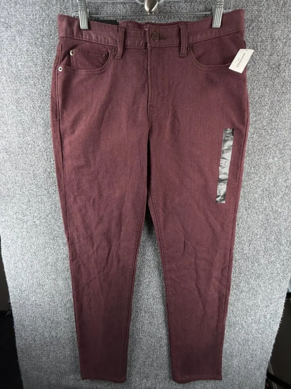 NWT Banana Republic Travel Jean Burgundy Red 31x32 Slim Fit Tapered Leg Adult